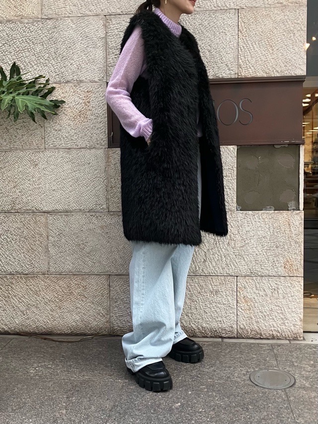 near.nippn ニア―ニッポン 933-2526 リバーシブルファ-ジレ ホワイト/ブラック