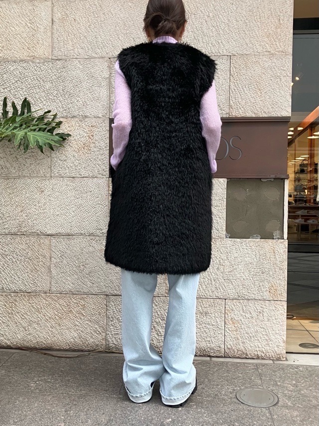 near.nippn ニア―ニッポン 933-2526 リバーシブルファ-ジレ ホワイト/ブラック