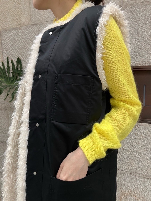 near.nippn ニア―ニッポン 933-2526 リバーシブルファ-ジレ ホワイト/ブラック