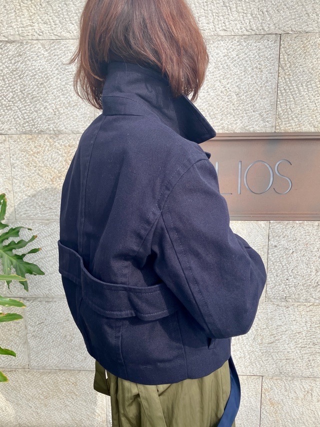 N°21　クルミボタン 両脇 ベルト付き デニムジャケット　26S-O011-0212　 NAVY (6128)   ヌメロヴェントゥーノ