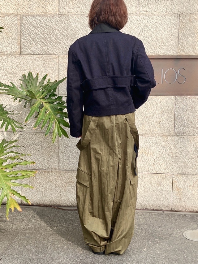 N°21　クルミボタン 両脇 ベルト付き デニムジャケット　26S-O011-0212　 NAVY (6128)   ヌメロヴェントゥーノ