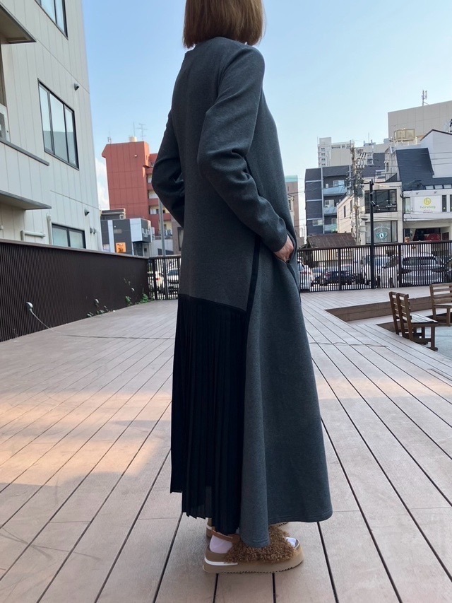 MAISON MAVERICK PRESENTS 前プリーツ ストレッチ ジャージ