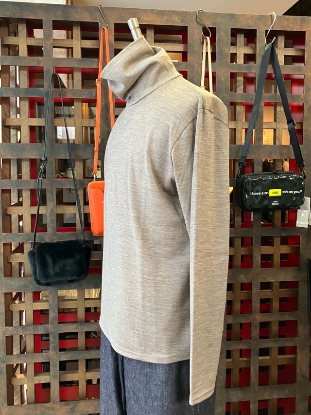 RAINMAKER KYOTO  レインメーカ京都　WASHABLE WOOL HIGHNECK プルオーバー　RM232-010　NAVY/BROWN　