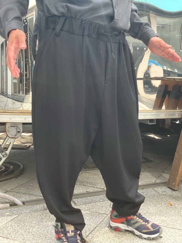 White Mountaineering サルエルパンツ　ホワイトマウンテニアリング　BK2573406  BLACK