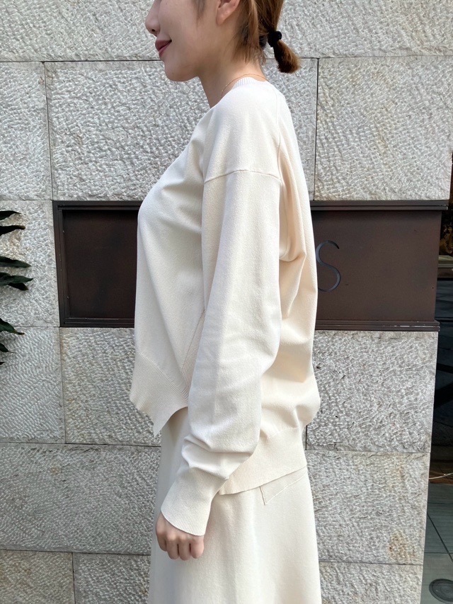 BEATING HEART ビーティングハート 　クルーネック サイドスリット プルオーバー　CRM/BK BK004K2