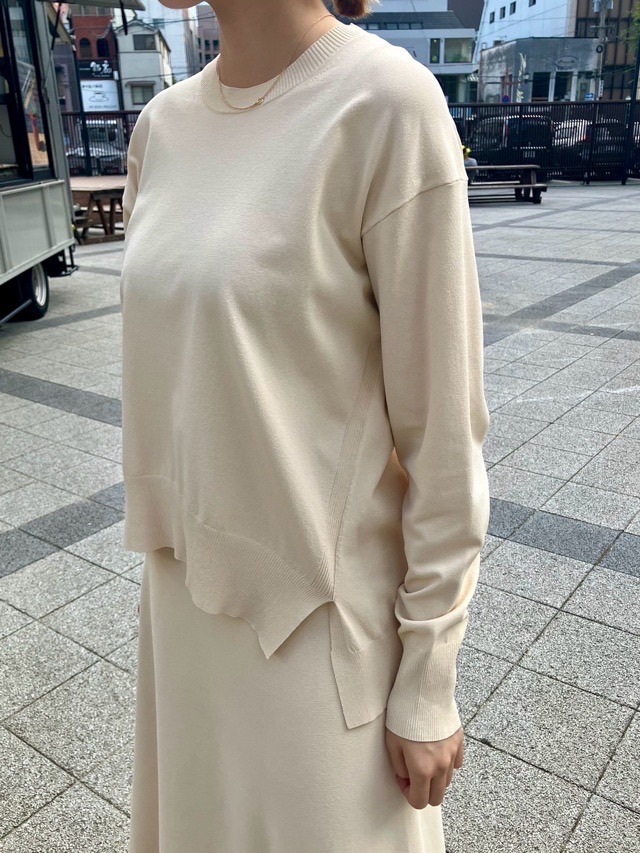 BEATING HEART ビーティングハート 　クルーネック サイドスリット プルオーバー　CRM/BK BK004K2