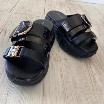 AULA  アウラ ヴィブラムソール　プラットフォーム　サンダル　 ブラック/黒 1222-1042