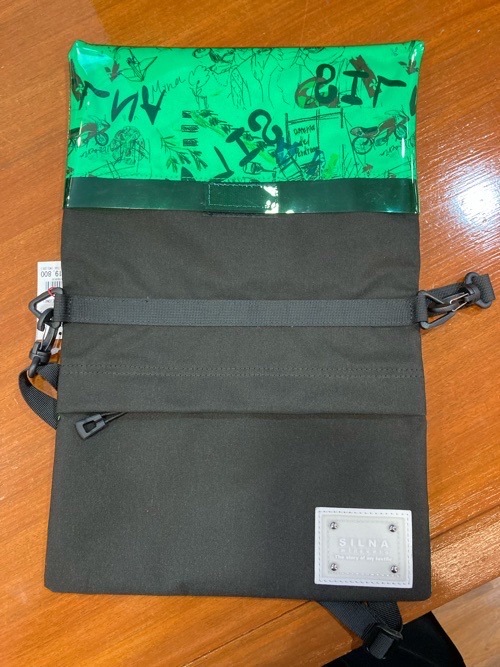 SILNA　MINACOLO　　両面使える　サコッシュ　　ＳＢ2510　GREEN 　シルナ　ミナコロ