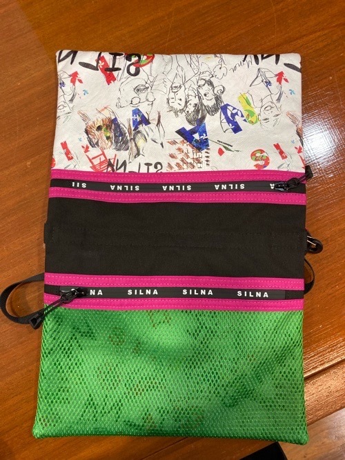 SILNA　MINACOLO　　両面使える　サコッシュ　　ＳＢ2510　GREEN 　シルナ　ミナコロ