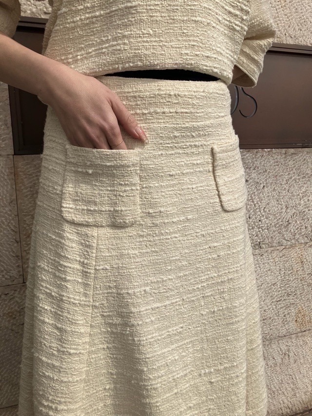 N°21　ヌメロヴェントゥーノ  26S-C071-0248  ネップツイード　スカート　 OFF WHITE  