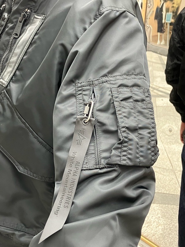 WhiteMountaineering　WM2573201　ALPHA INDUSTRIES コラボジャケット 　BLACK　　ホワイトマウンテニアリング