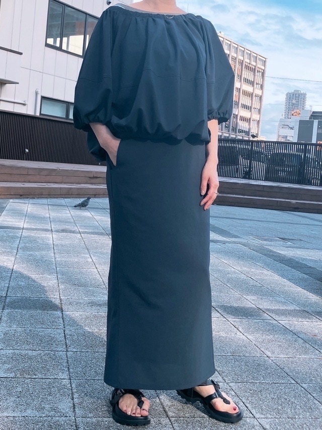 AKANE UTSUNOMIYA アカネ ウツノミヤ  バル－ンシルエットブラウス  SPA-FB25-2005　NAVY/BEIGE