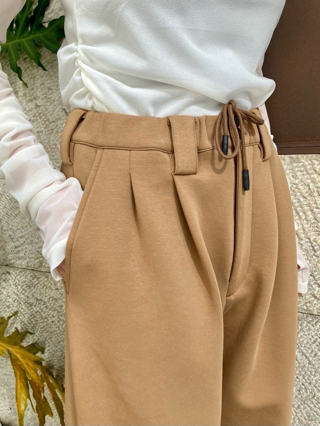 AKANE UTSUNOMIYA  アカネ ウツノミヤ  ウエストゴム仕様 段ボール素材 パンツ  WAO-FCT58-2012  NAVY / BROWN 