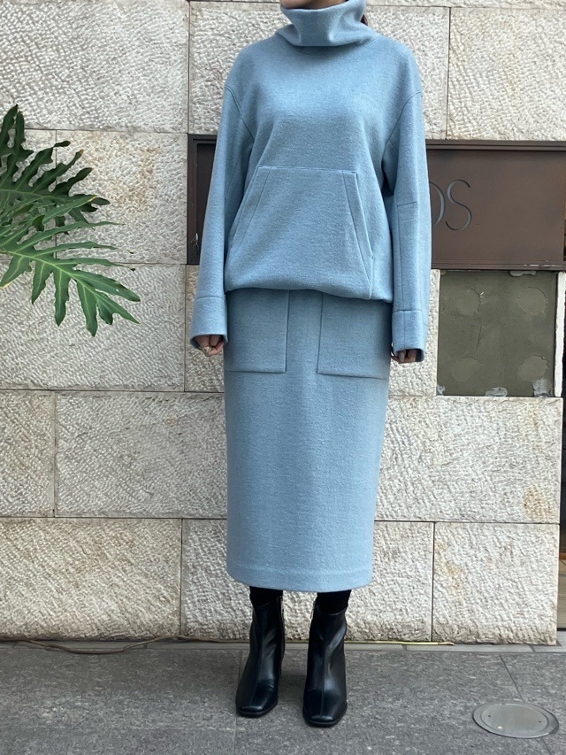 BEATINGHEART　ブークレ―ジャージ タイトスカート   BT209L2   BLUE (B1) / BEIGE（M1）    ビーティングハート