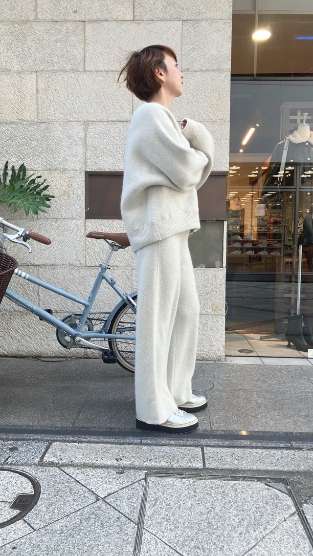 near.nippon ニア―ニッポン 獣毛強縮 ニット プルオーバー 828-2526 杢ミルク / 杢グレー