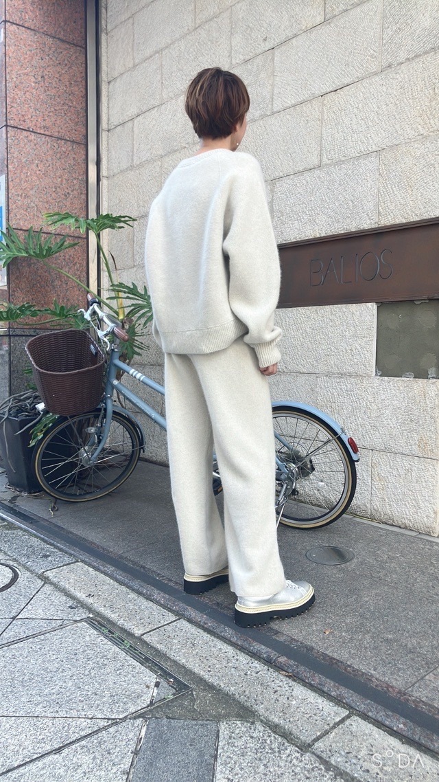 near.nippon ニア―ニッポン 獣毛強縮 ニット プルオーバー 828-2526 杢ミルク / 杢グレー