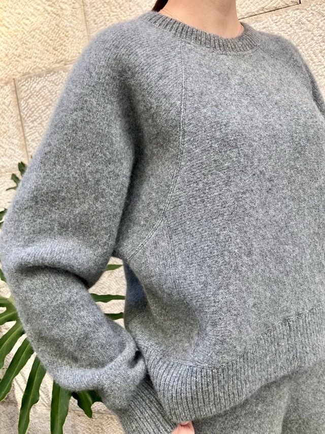 near.nippon ニア―ニッポン 獣毛強縮 ニット プルオーバー 828-2526 杢ミルク / 杢グレー