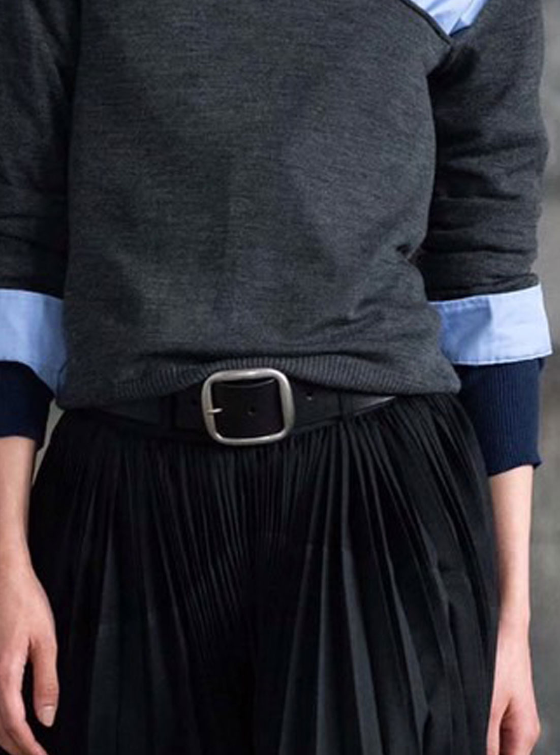 AKANE UTSUNOMIYA アカネ ウツノミヤ  ヌメ革 オリジナル ベルト  BLT－01 BLACK / BROWN 