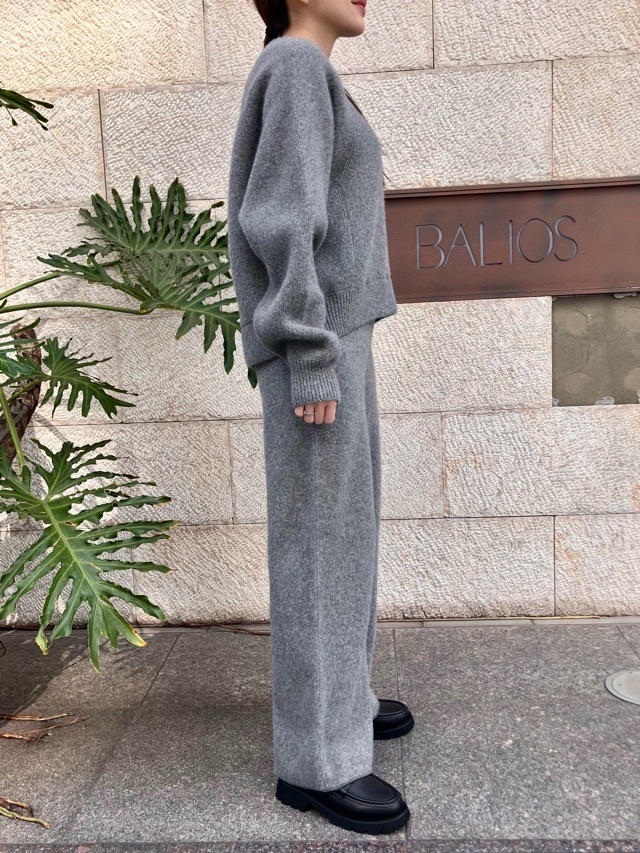 near.nippon ニア―ニッポン 829-2526 獣毛強縮 ニット フレア-パンツ 杢ミルク / 杢グレー