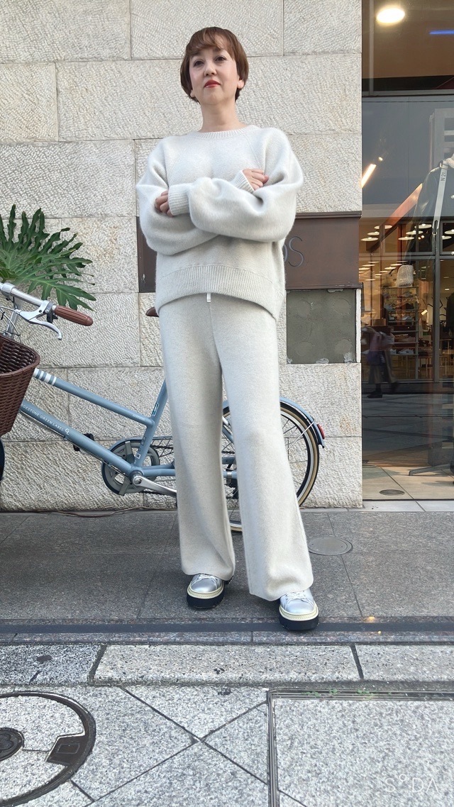 near.nippon ニア―ニッポン 829-2526 獣毛強縮 ニット フレア-パンツ 杢ミルク / 杢グレー