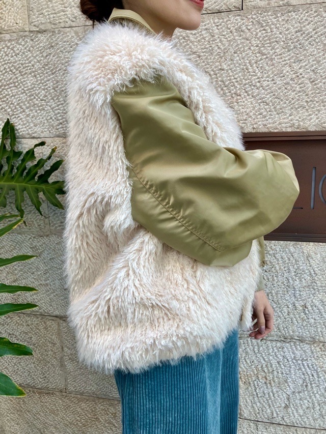 near.nippon ニア―ニッポン 830-2526 ファ- ナイロン ブルゾン ホワイト×ベージュ / ブラック×ブラック