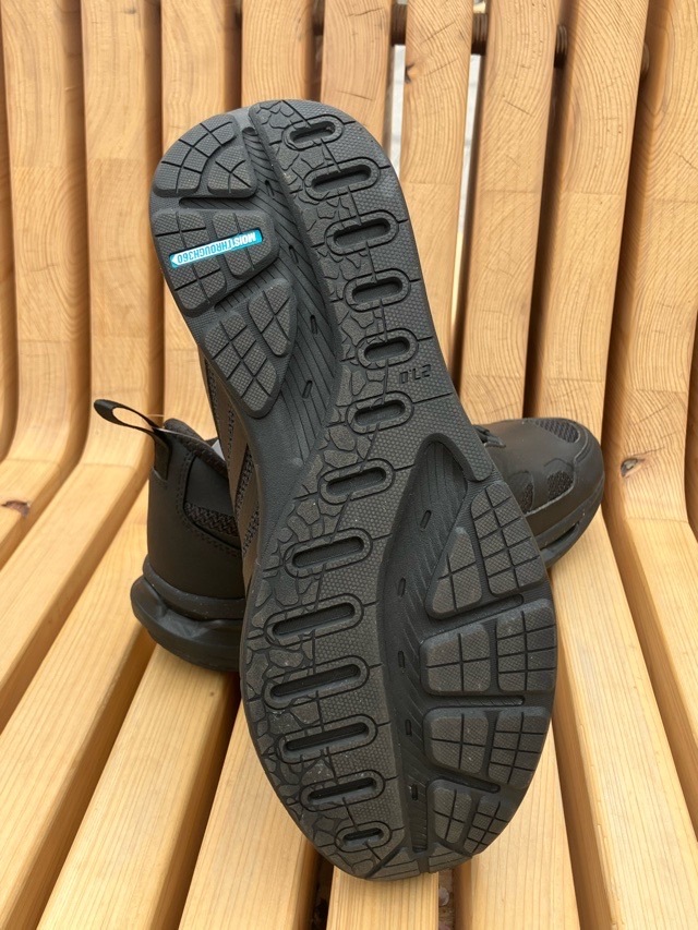 WhiteMountaineering　BK2671085　WATERPROOFスニーカー　BLACK　ホワイトマウンテニアリング　　