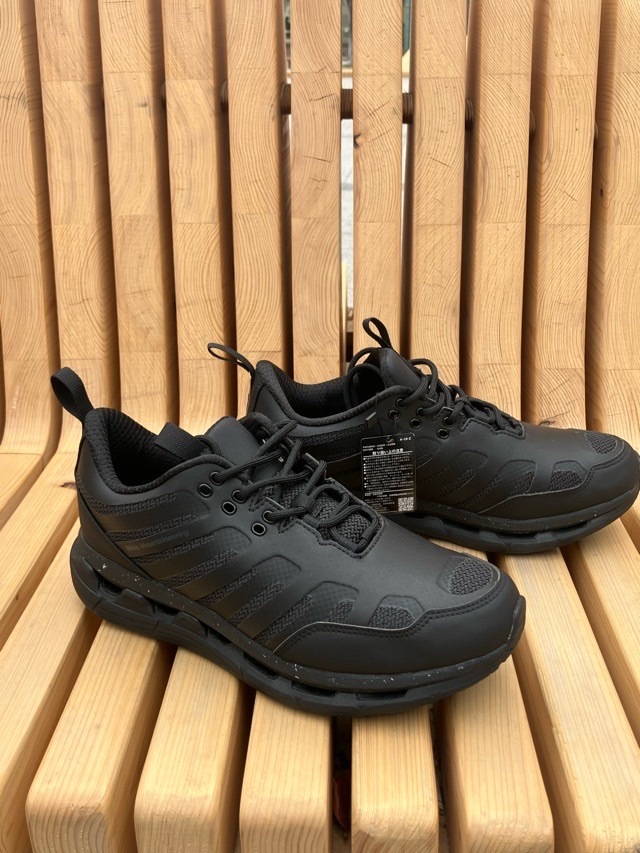 WhiteMountaineering　BK2671085　WATERPROOFスニーカー　BLACK　ホワイトマウンテニアリング　　