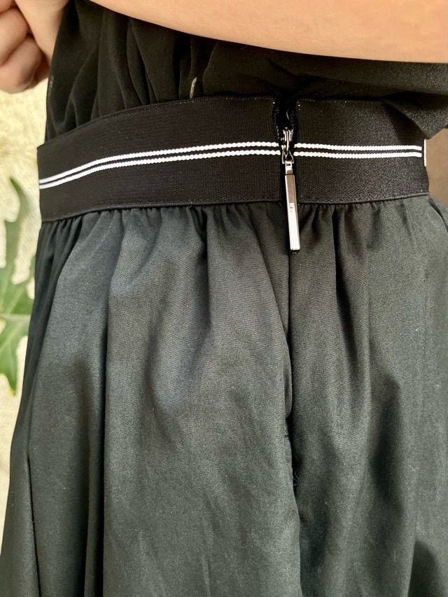 MSGM 　ウエスト ロゴゴム プリーツ スカート   3841MDD22  BLACK (99)  エムエスジーエム