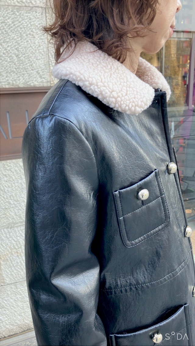 N°21 ヌメロヴェントゥーノ ボアカラー エコレザー コート 25I-NZ11