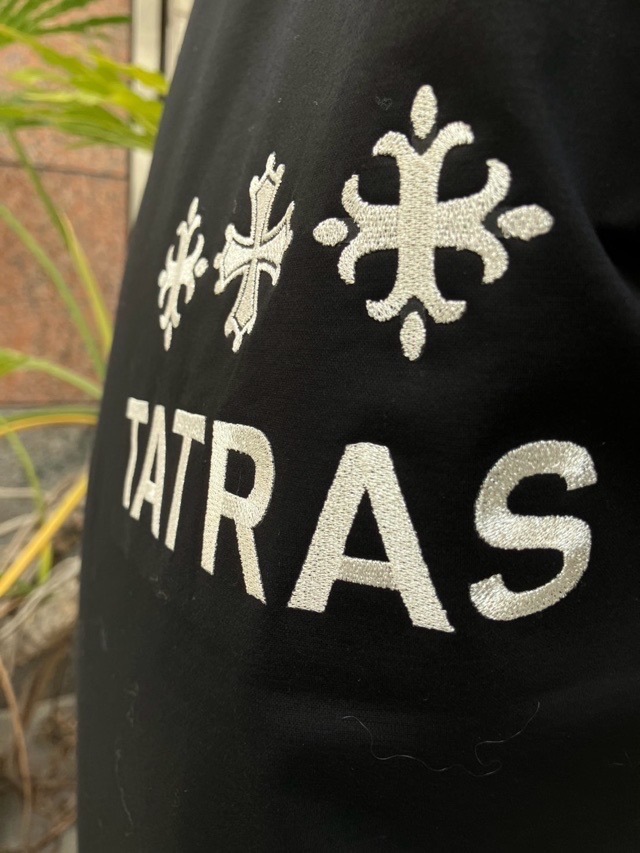 TATRAS タトラス 胸・背中ロゴ Ｔシャツ ヌンキ MTAT25S8193-M 2025年春夏