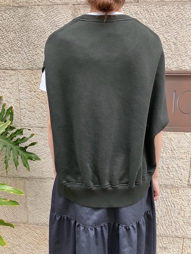 N°21　ヌメロヴェントゥーノ    ドルマンスリーブ プルオーバー    26SW-E051-4101　 KHAKI (1165) / ORANGE (3430) / BLACK (9000)