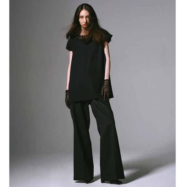 EZUMi 2025SS YESS25TP05 スパンコール フレンチ袖 チュニック NAVY / BLACK エズミ