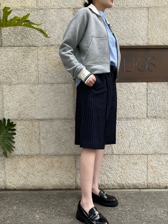 N°21　ヌメロヴェントゥーノ 25SW-E011-4089 リブ衿 ジップアップ ショート丈 スウェット ブルゾン GRAY 