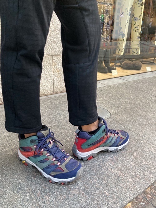 WM X MERRELL 'MOAB 3　WM2373801  multi　マルチ　カラー　ホワイトマウンテニアリング　メレル　コラノレーション　ハイキングシューズ