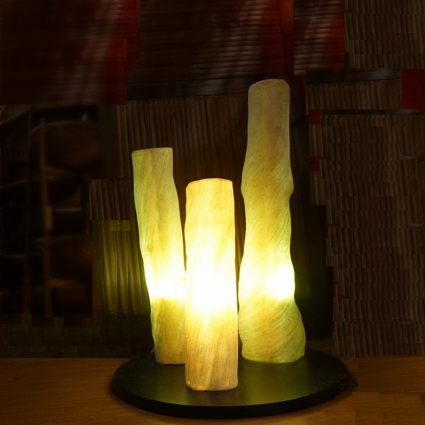 バンブーライト／間接照明／光るタケノコみたいなユニークなインテリア