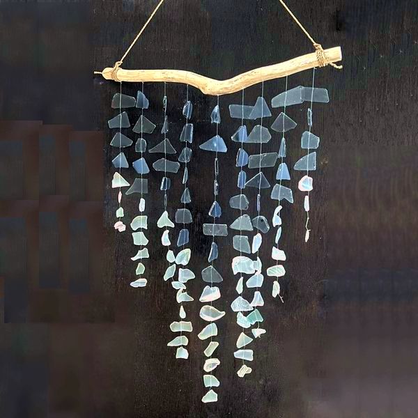 リサイクルガラスのモビール／ガラスの涼し気なモビール／ガラスの風鈴