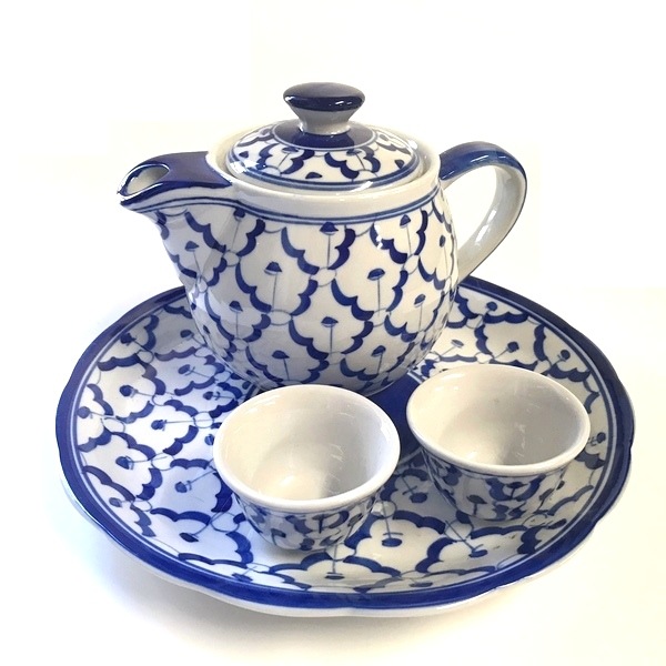 ブルー＆ホワイト 茶器4点セット／タイの染付食器／手描きのアジアの