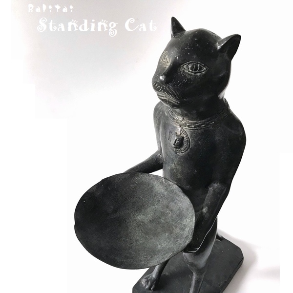 猫　銅製 置物 3体　ブロンズ像　bronze cat 皿を持つ　ネコ　12cm 猫 銅製 置物 3体 ブロンズ像 bronze cat 皿を持つ ネコ 12cm 猫銅製