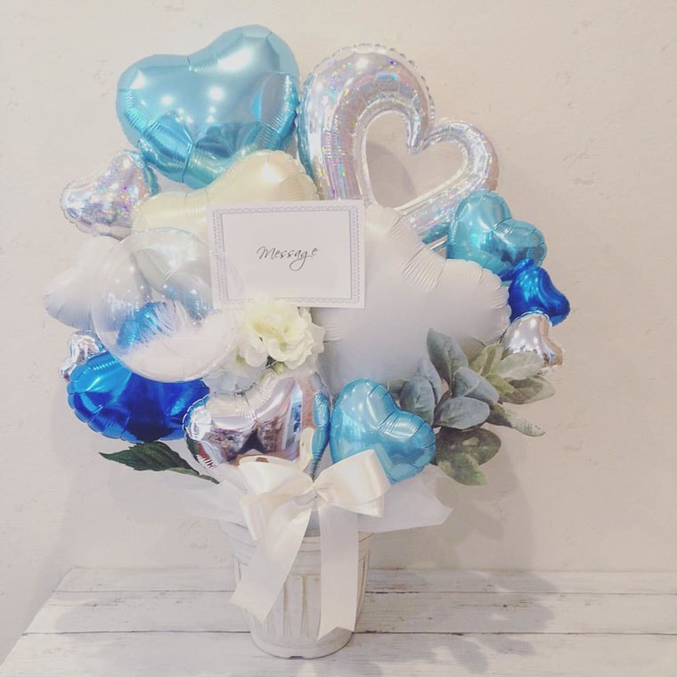 �뺧�ˤ�����Ź�ˤ�����ǯ�ˤ��ʤɤˡ��֤����Х롼�󥮥եȡ��������֥롼