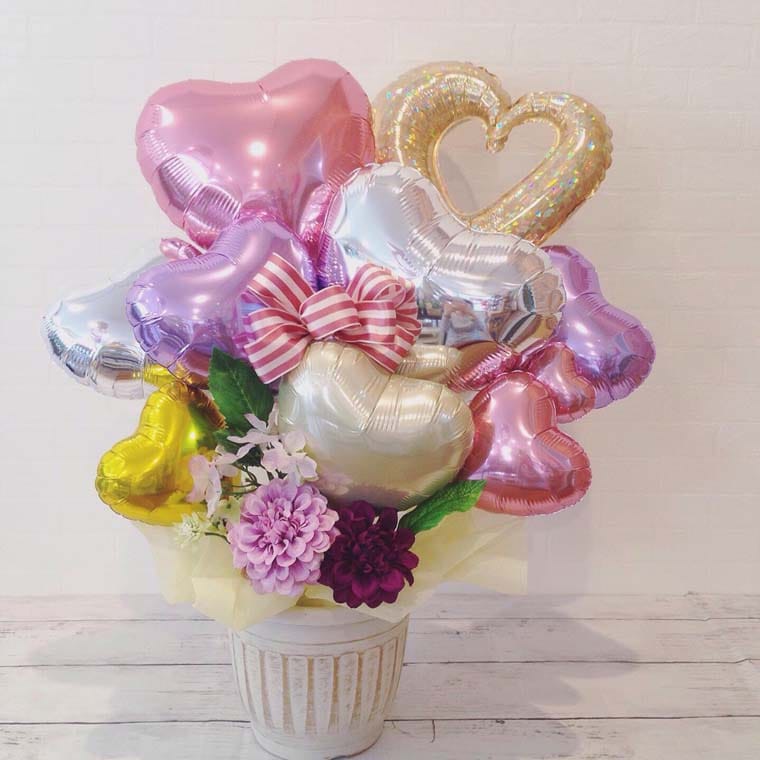 ��Ź��ǯ�ˤ��ʤɤˡ��֤����Х롼�󥮥եȡ����󥽥�ȥ�����