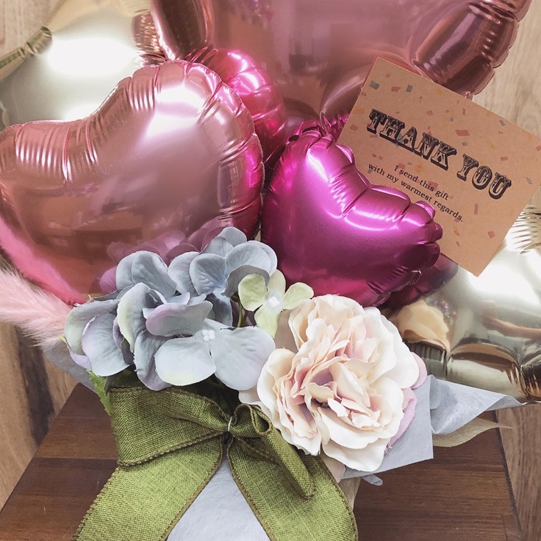 ��Ź��ǯ�ˤ������������Υץ쥼��Ȥˤ���ԥ󥯤Υơ���꡼�ɤ��İ����֤����Х롼�󥮥ե�