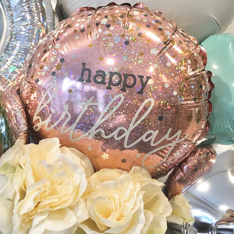 ץ쥼Ȥˡ饭󥰤HappybirtudayХ롼ͤν˥ԥåʥСǡ֤Х롼󥮥ե