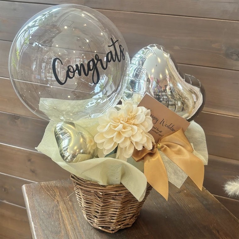 ��Ź���뺧������������ǯ�ʤɤˡ����ꥢ�Х롼�󤬼���ΥХ����å�����Х롼�󥮥եȡڥ��ɥ��åס�