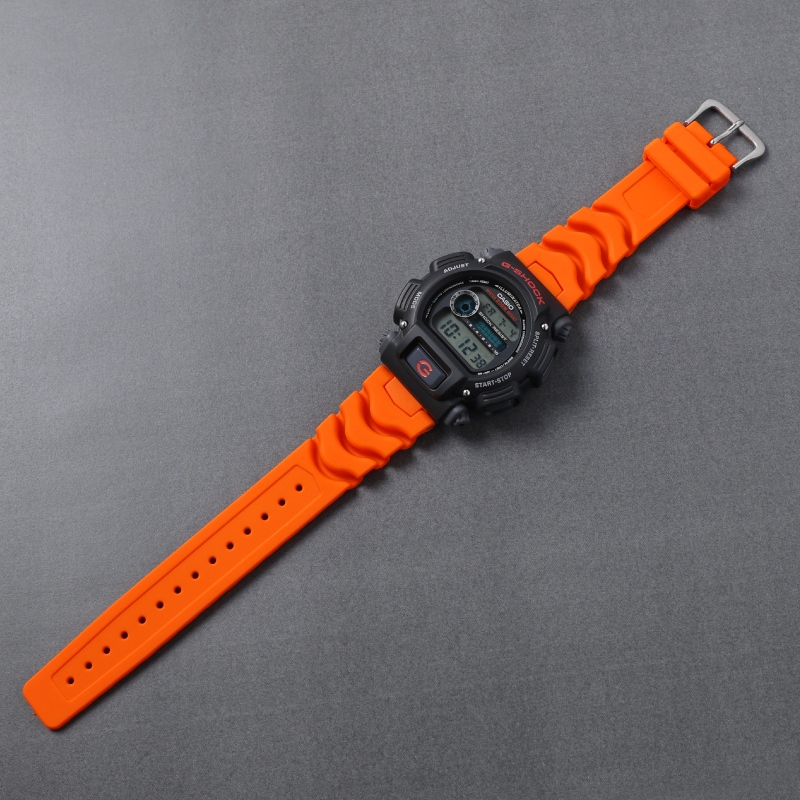 G-SHOCK レッド ラバーベルト 時計 G-SHOCK レッド ラバーベルト 時計 G-SHOCK カシオ Casio メンズ