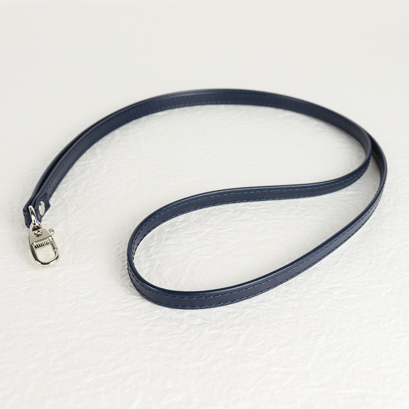 MATSUSAKA LEATHER ネックストラップ 松阪レザー ネイビー | 革