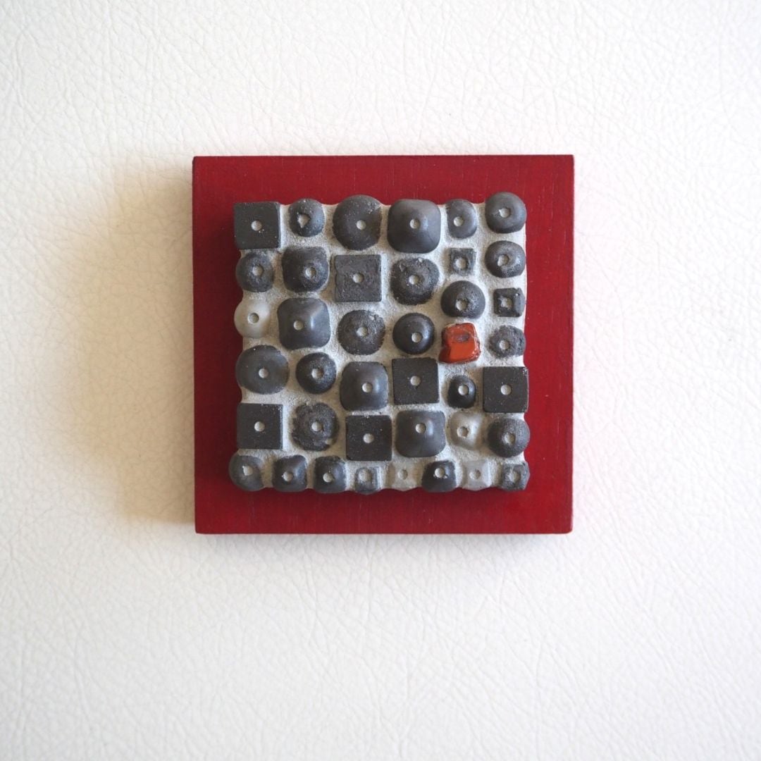 【オグリサカン分室】セメントモザイク・燕脂