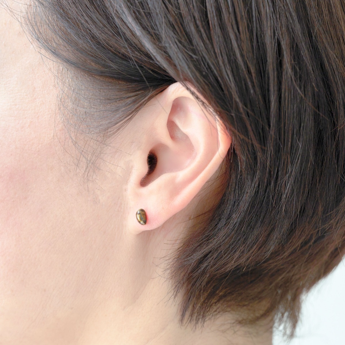 小粒（片耳のみ）