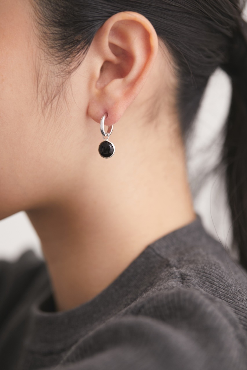 【NEW ARRIVAL】Ludique Round Onyx Silver