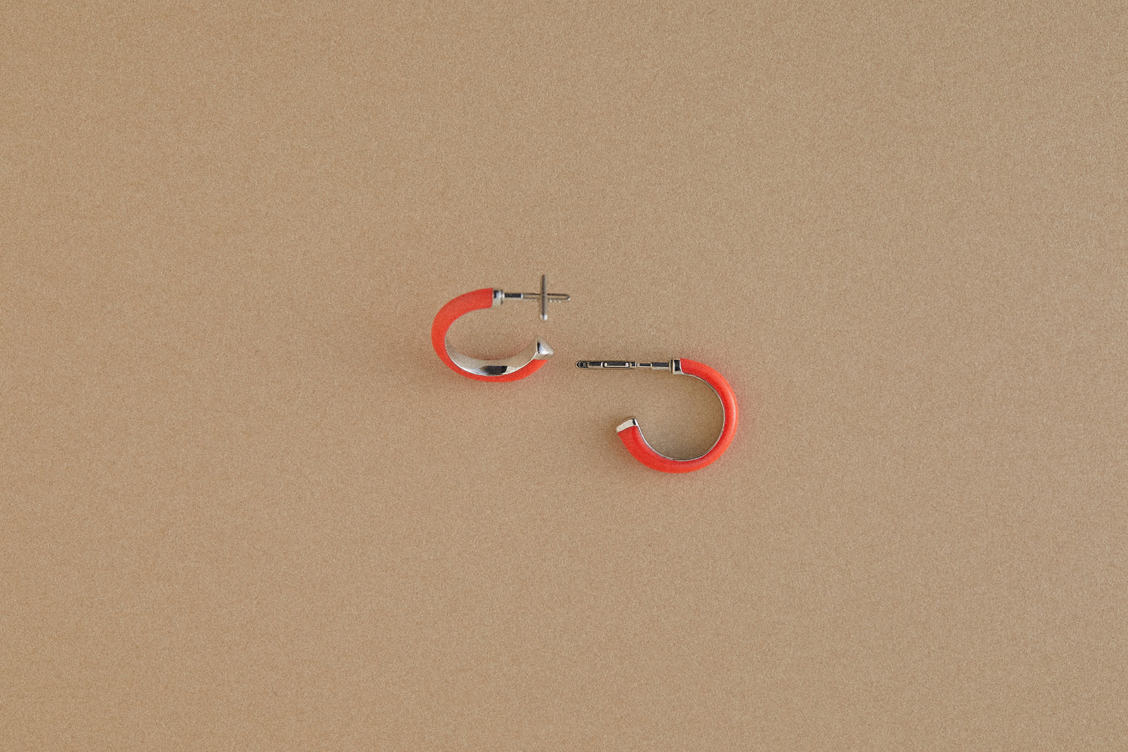 【NEW ARRIVAL】Embrace Sage Neon Pink