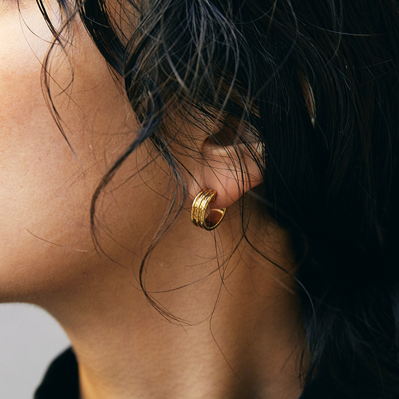 【SALE】Embrace Contour Gold 定価19,250(税込)